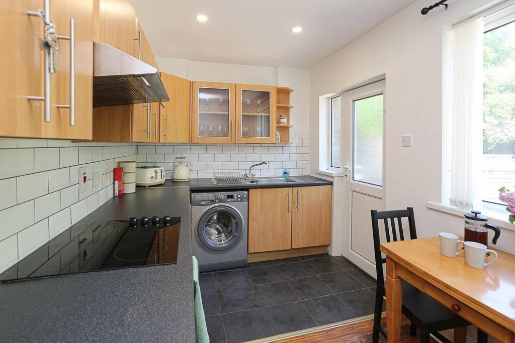 2 Bedroom House In Belfast With Garden מראה חיצוני תמונה