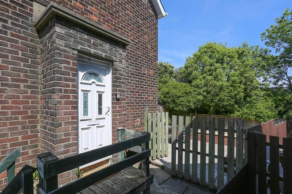 2 Bedroom House In Belfast With Garden מראה חיצוני תמונה