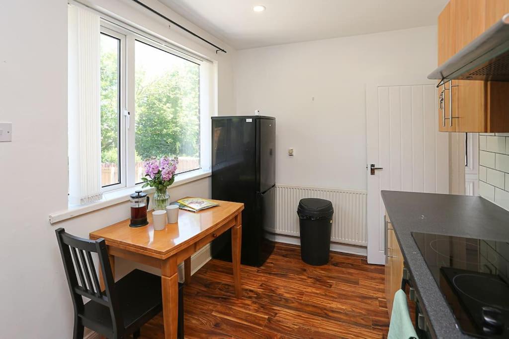 2 Bedroom House In Belfast With Garden מראה חיצוני תמונה